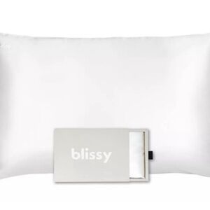 Set of TWO Blissy 100% Mulberry Silk Pillowcases